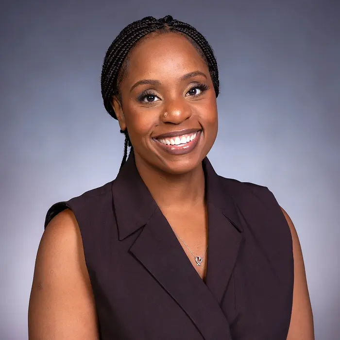 Dr. Amanda Madyara